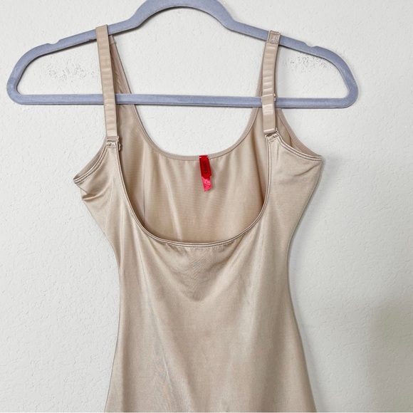 SPANX Simplicity Slimming OpenBust Mid-Thigh Beige BodySuit Shapewear - Picture 3 of 15